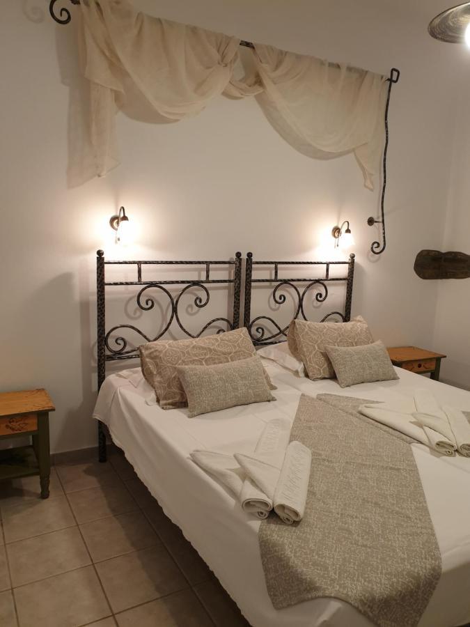 Sifnos Hotel Benaki Platis Gialos  Extérieur photo