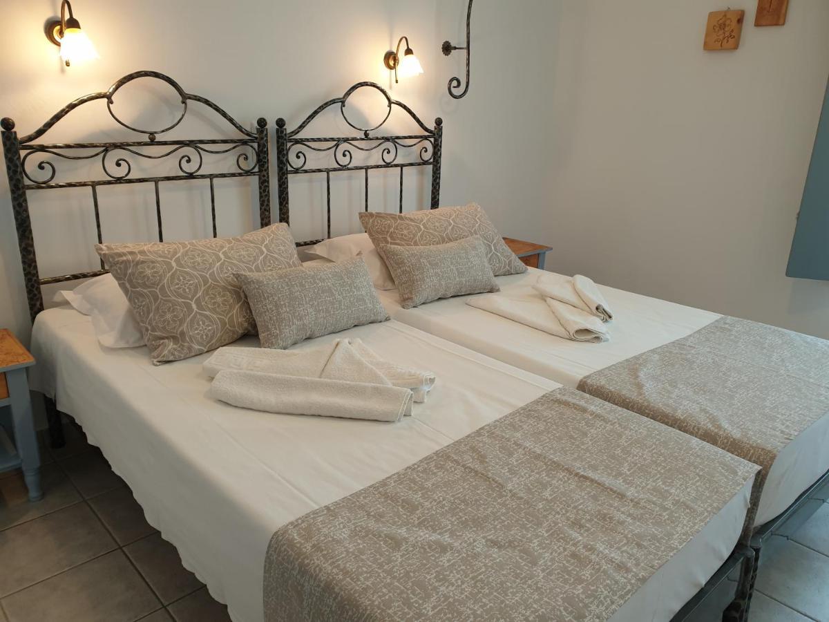 Sifnos Hotel Benaki Platis Gialos  Extérieur photo