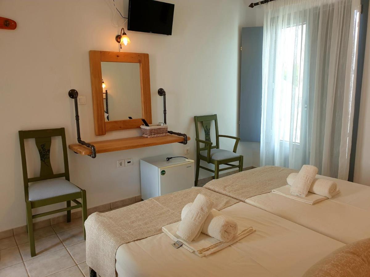 Sifnos Hotel Benaki Platis Gialos  Extérieur photo