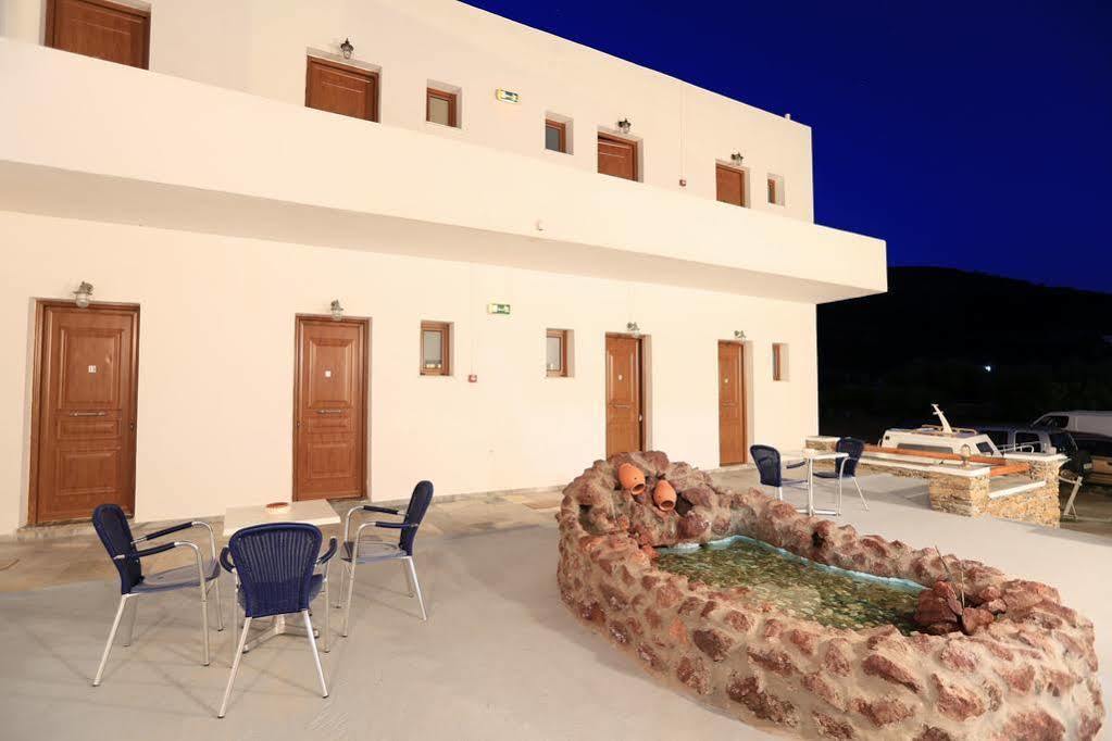Sifnos Hotel Benaki Platis Gialos  Extérieur photo