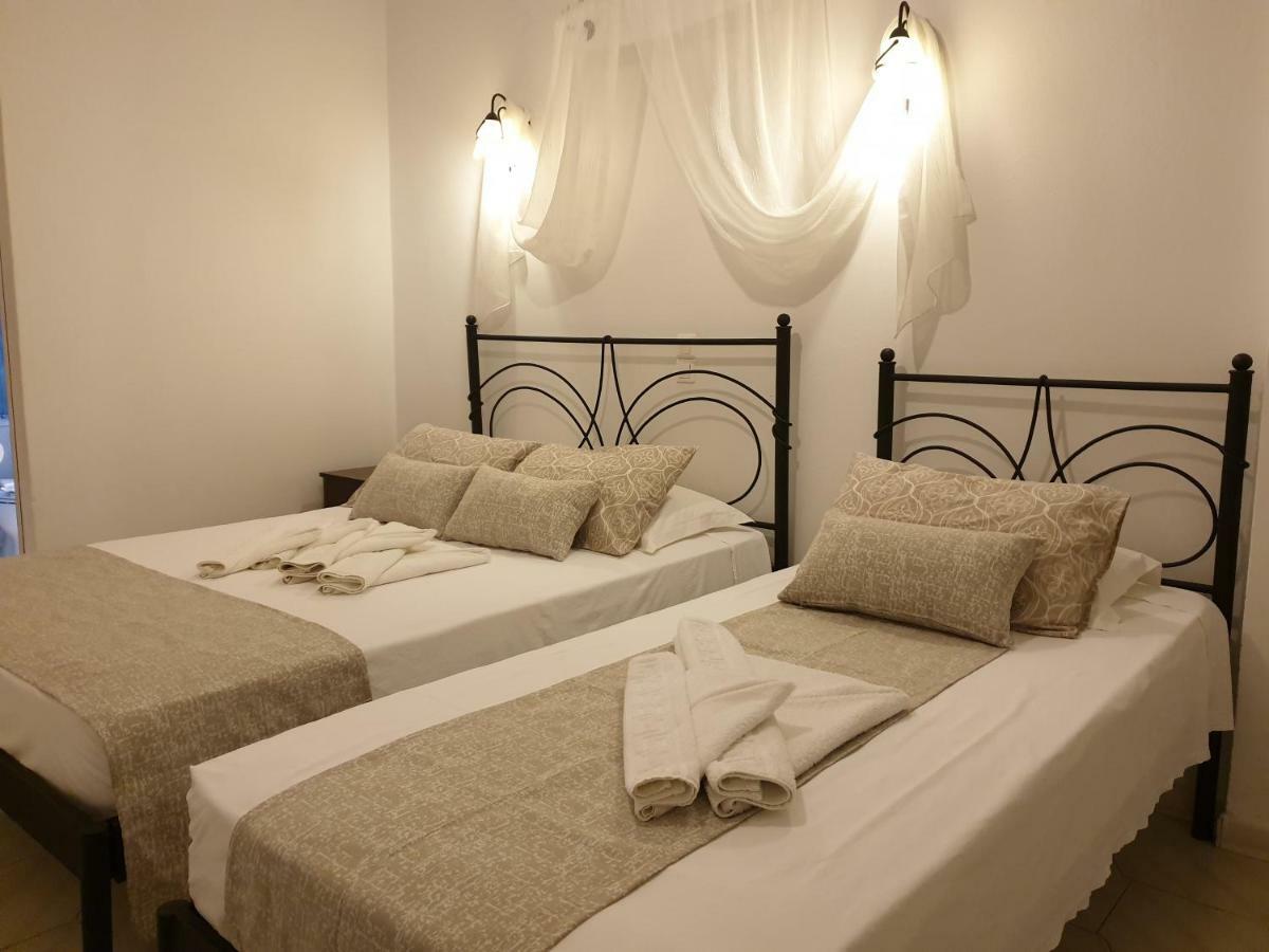 Sifnos Hotel Benaki Platis Gialos  Extérieur photo