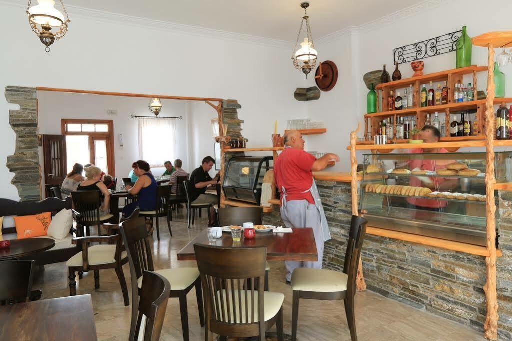 Sifnos Hotel Benaki Platis Gialos  Extérieur photo